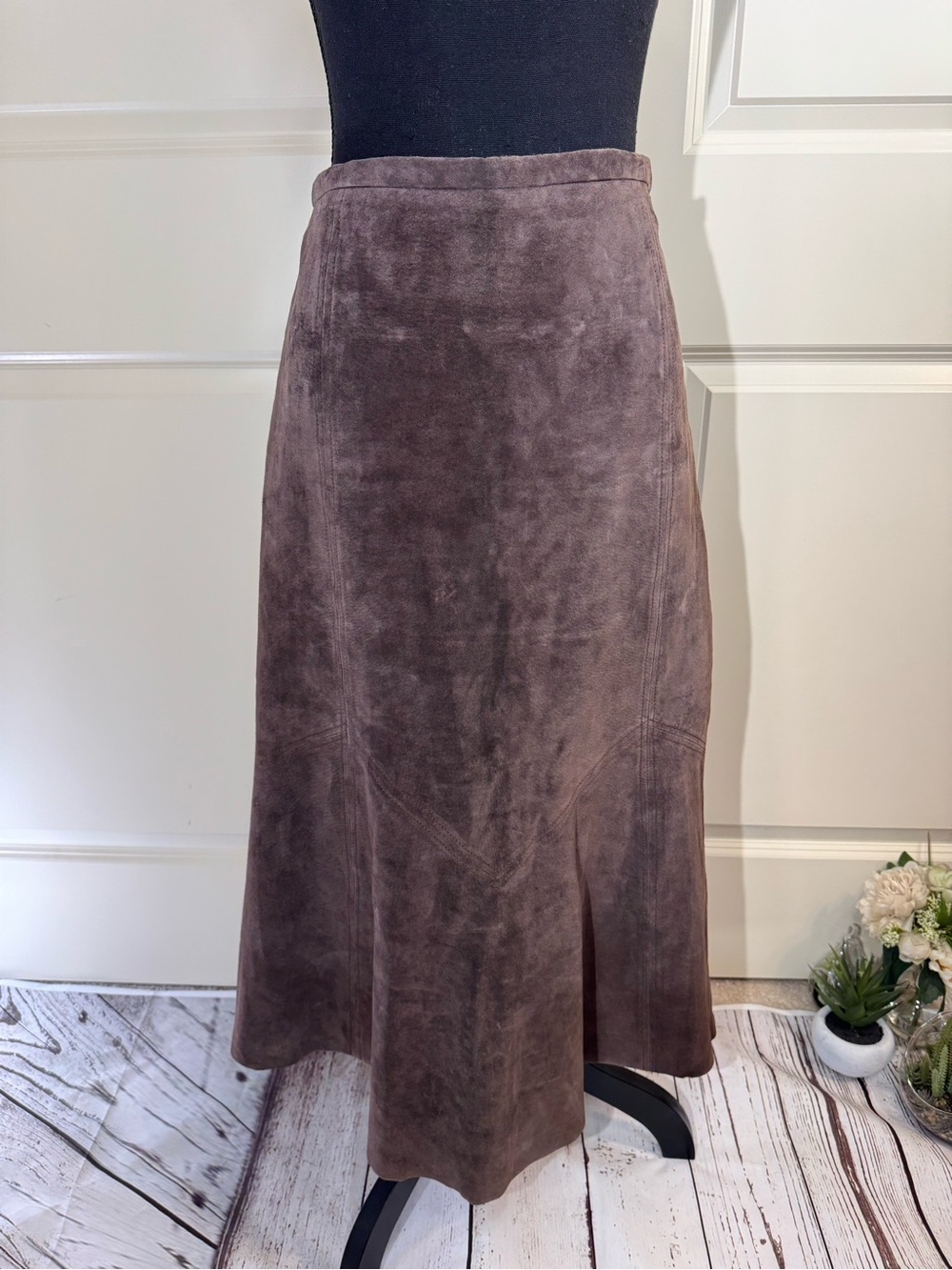 Siena Studio Vintage Suede Midi Skirt in Chocolate Brown 6